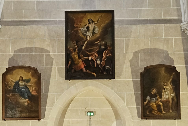 les tableaux de l'église de Tivernon restaurés